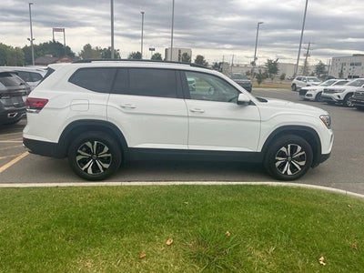 2024 Volkswagen Atlas 2.0T SE