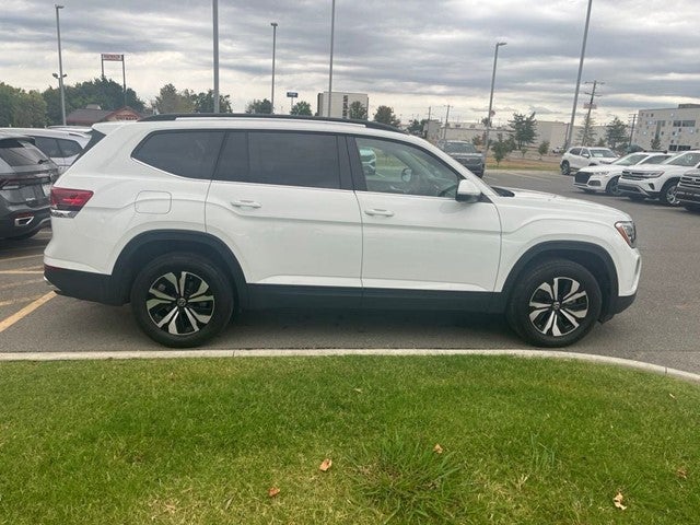 2024 Volkswagen Atlas 2.0T SE