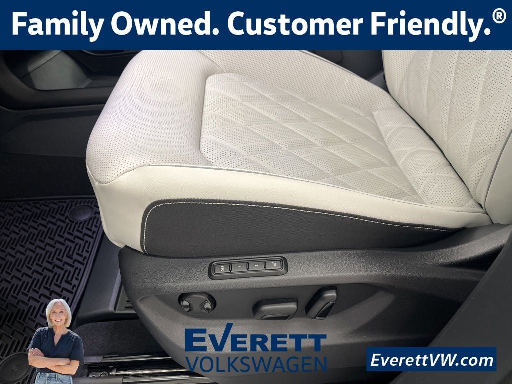 2026 Volkswagen Atlas Cross Sport 2.0T SEL Premium R-Line