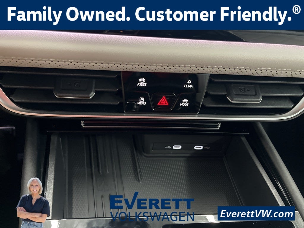 2026 Volkswagen Atlas Cross Sport 2.0T SEL Premium R-Line