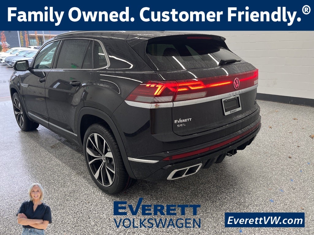 2026 Volkswagen Atlas Cross Sport 2.0T SEL Premium R-Line