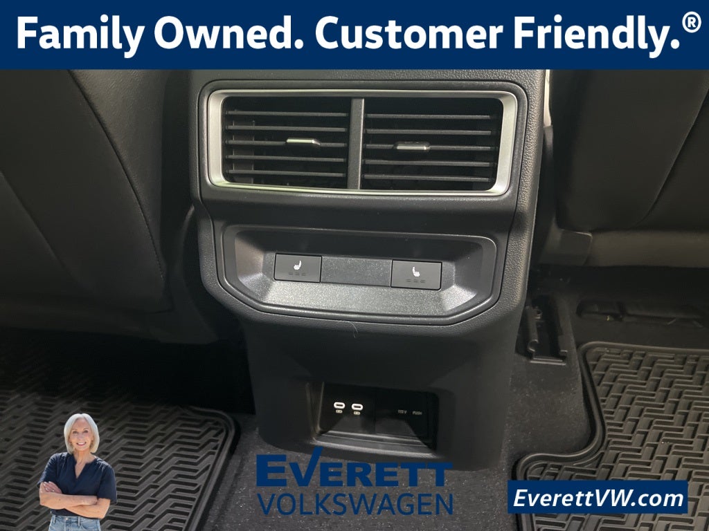 2026 Volkswagen Atlas Cross Sport 2.0T SEL Premium R-Line