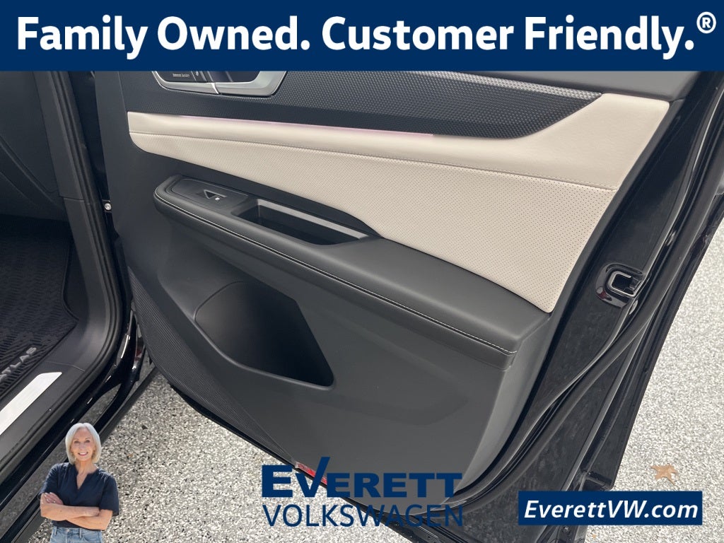 2026 Volkswagen Atlas Cross Sport 2.0T SEL Premium R-Line