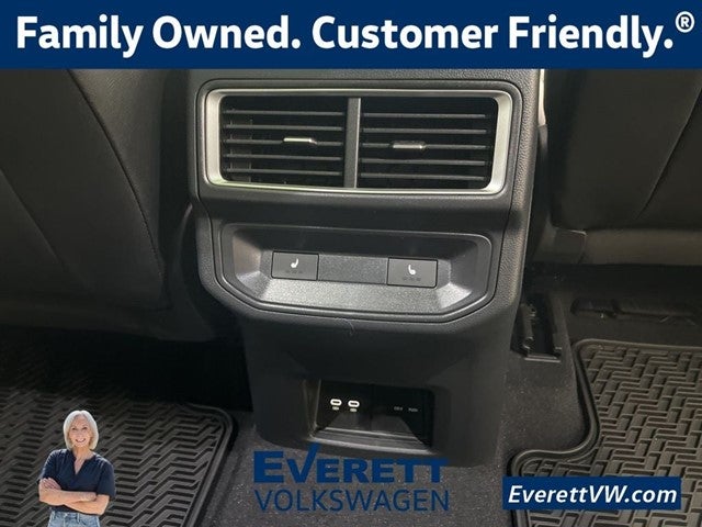 2026 Volkswagen Atlas Cross Sport 2.0T SEL Premium R-Line