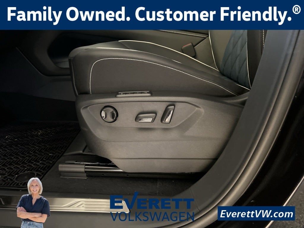 2026 Volkswagen Atlas Cross Sport 2.0T SEL Premium R-Line