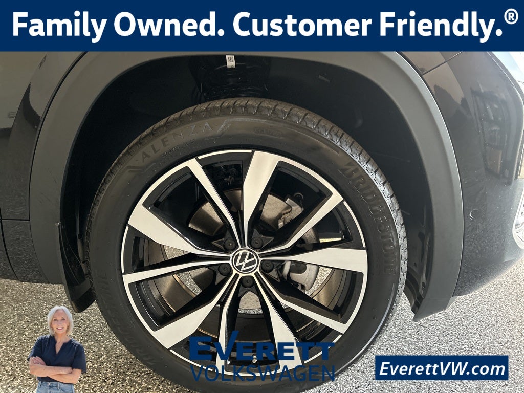 2026 Volkswagen Atlas Cross Sport 2.0T SEL Premium R-Line