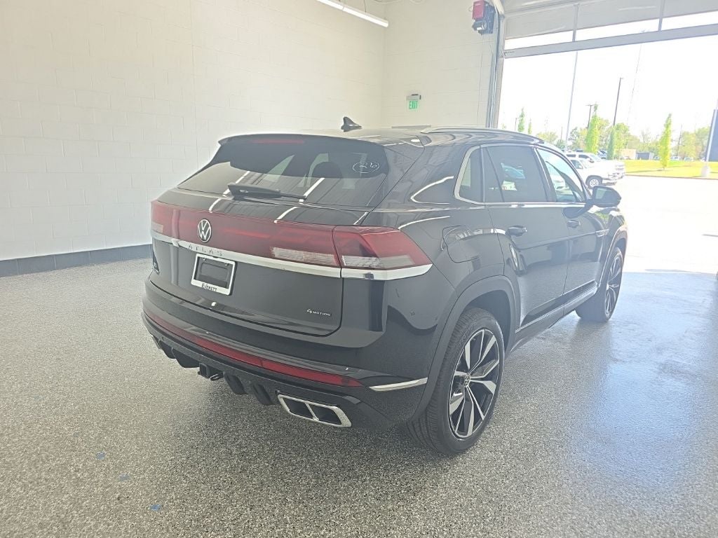 2026 Volkswagen Atlas Cross Sport SEL Premium R-Line