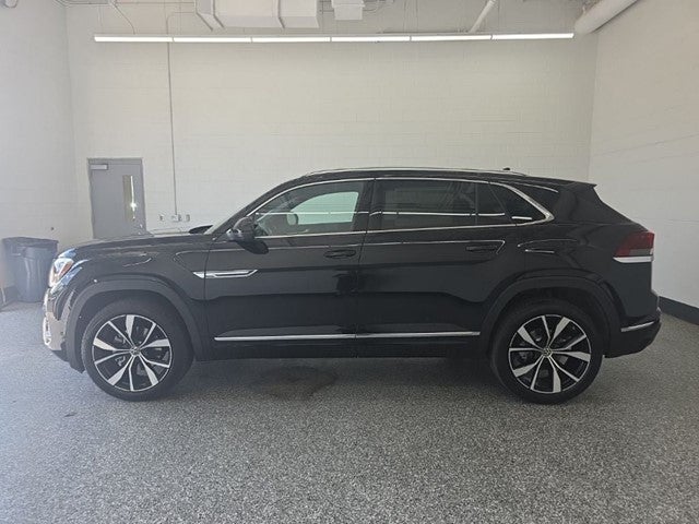 2026 Volkswagen Atlas Cross Sport SEL Premium R-Line