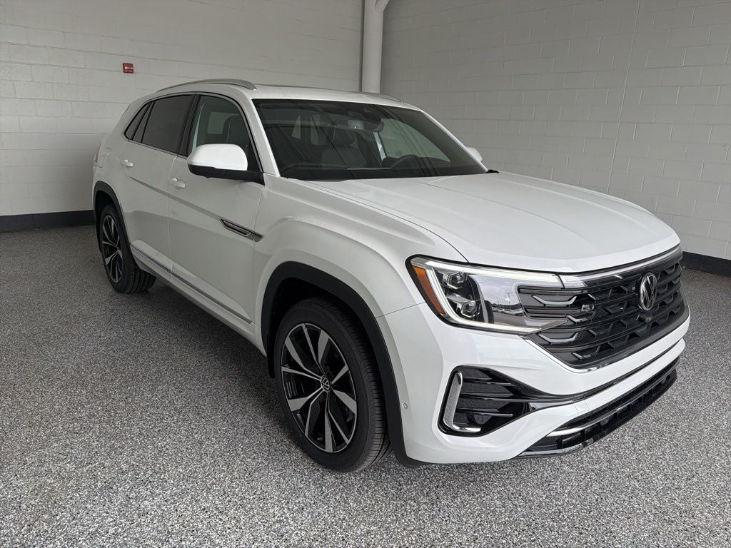 2026 Volkswagen Atlas Cross Sport 2.0T SEL Premium R-Line