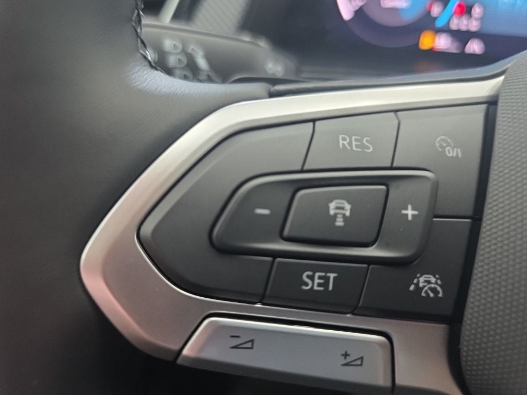2026 Volkswagen Atlas Cross Sport SEL Premium R-Line