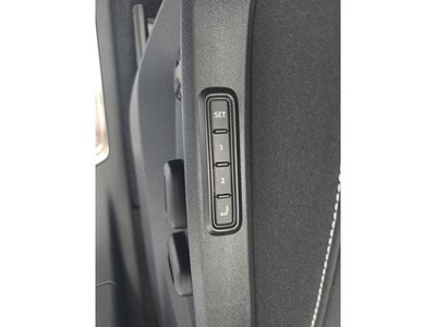 2026 Volkswagen Atlas Cross Sport SEL Premium R-Line