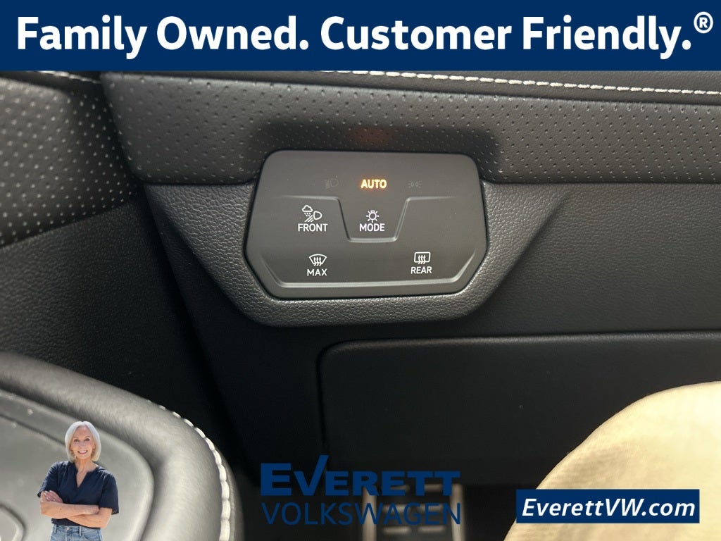 2026 Volkswagen Atlas Cross Sport 2.0T SEL Premium R-Line