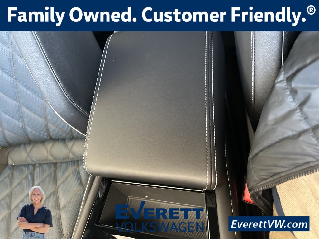 2026 Volkswagen Atlas Cross Sport 2.0T SEL Premium R-Line