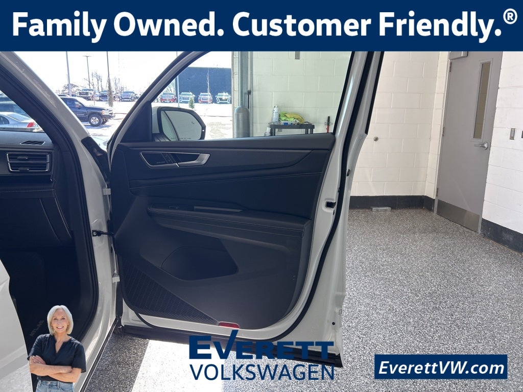 2026 Volkswagen Atlas Cross Sport 2.0T SEL Premium R-Line