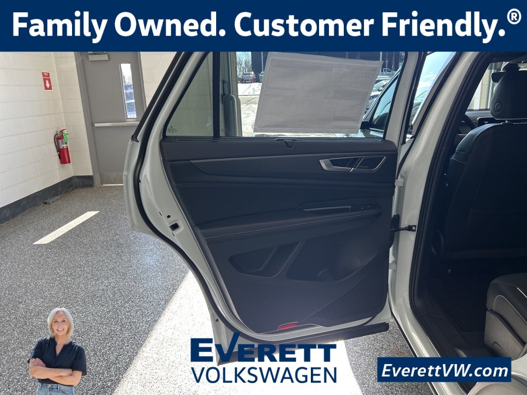 2026 Volkswagen Atlas Cross Sport 2.0T SEL Premium R-Line