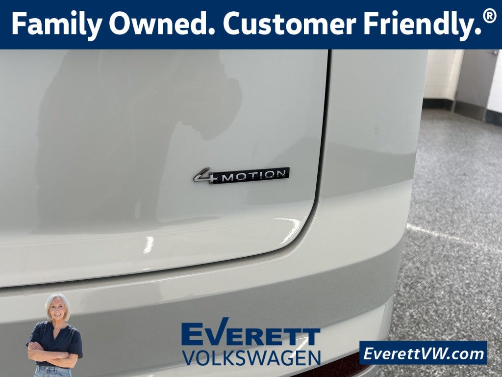 2026 Volkswagen Atlas Cross Sport 2.0T SEL Premium R-Line