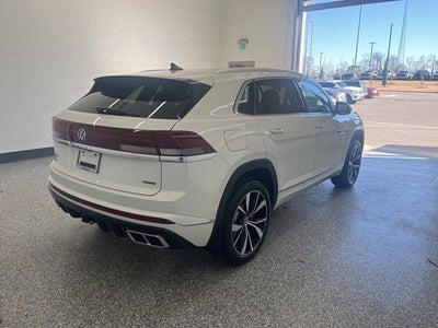 2026 Volkswagen Atlas Cross Sport 2.0T SEL Premium R-Line