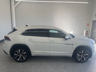 2026 Volkswagen Atlas Cross Sport 2.0T SEL Premium R-Line