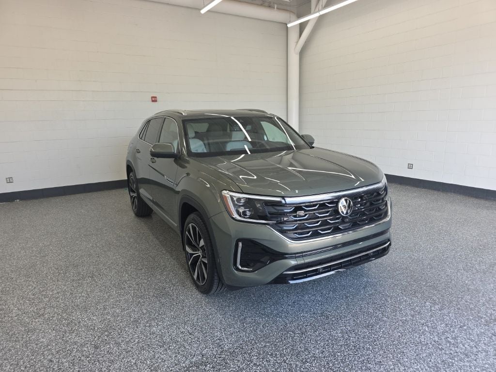 2026 Volkswagen Atlas Cross Sport 2.0T SEL Premium R-Line