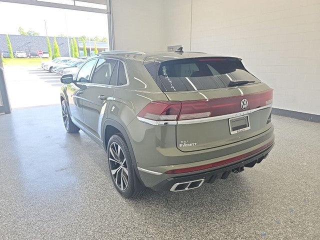 2026 Volkswagen Atlas Cross Sport 2.0T SEL Premium R-Line