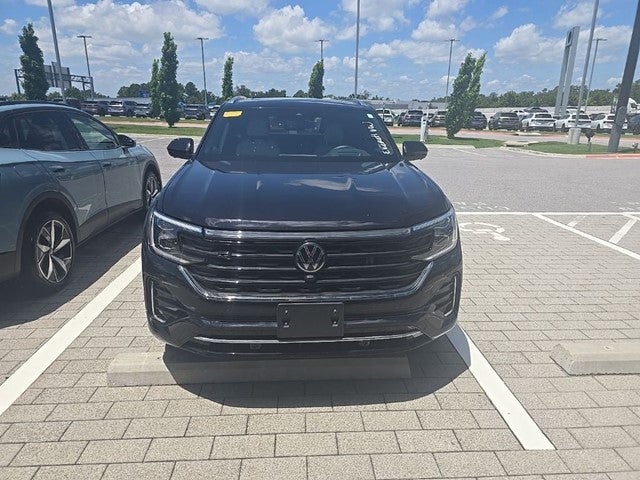 2024 Volkswagen Atlas Cross Sport 2.0T SEL Premium R-Line