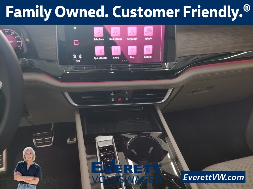 2026 Volkswagen Atlas 2.0T SEL Premium R-Line