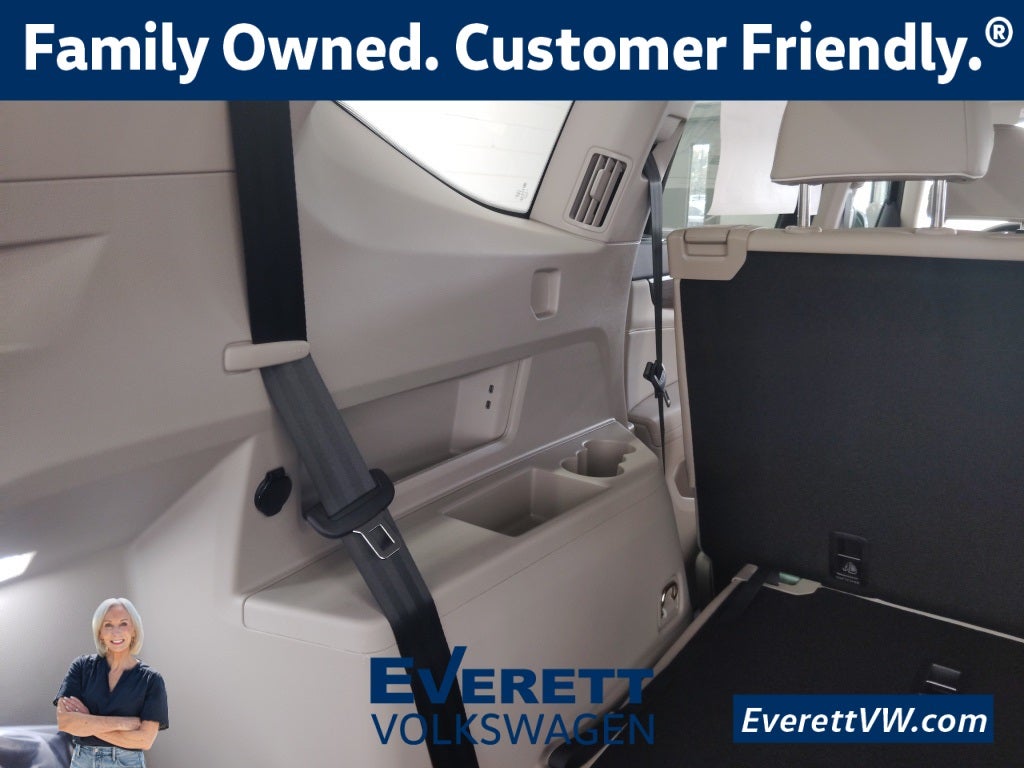 2026 Volkswagen Atlas 2.0T SEL Premium R-Line