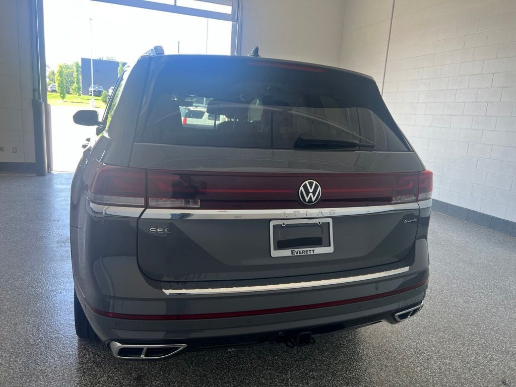 2026 Volkswagen Atlas 2.0T SEL Premium R-Line