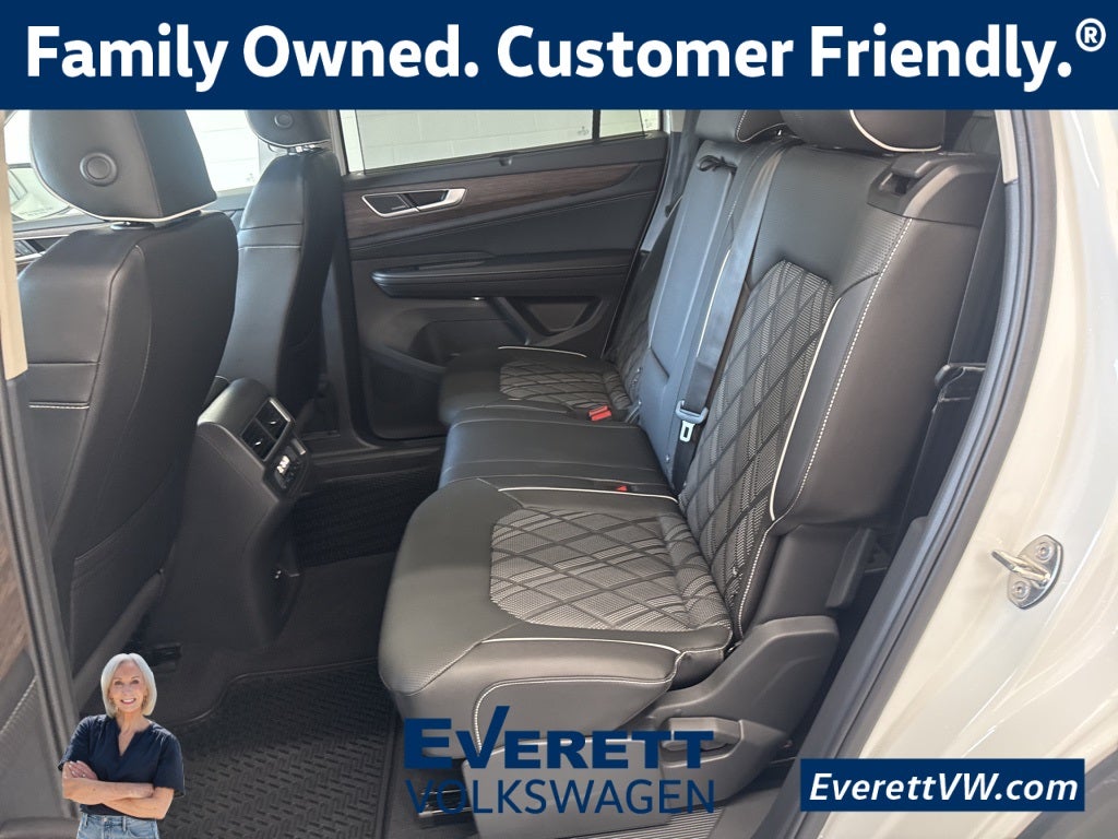 2026 Volkswagen Atlas 2.0T SEL Premium R-Line