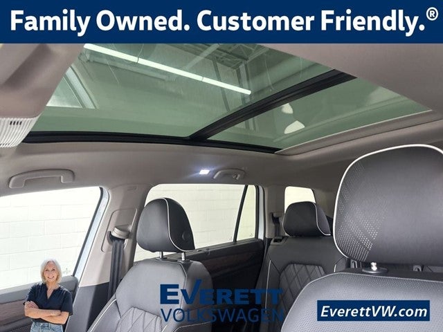 2026 Volkswagen Atlas 2.0T SEL Premium R-Line