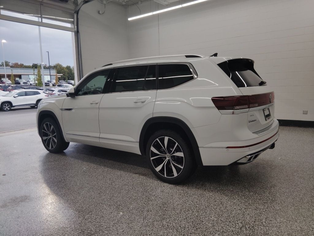 2026 Volkswagen Atlas 2.0T SEL Premium R-Line
