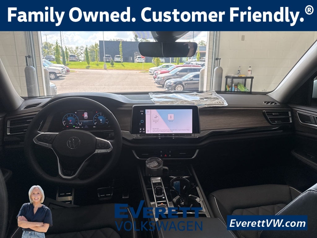 2026 Volkswagen Atlas 2.0T SEL Premium R-Line