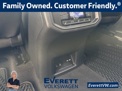 2026 Volkswagen Atlas 2.0T SEL Premium R-Line