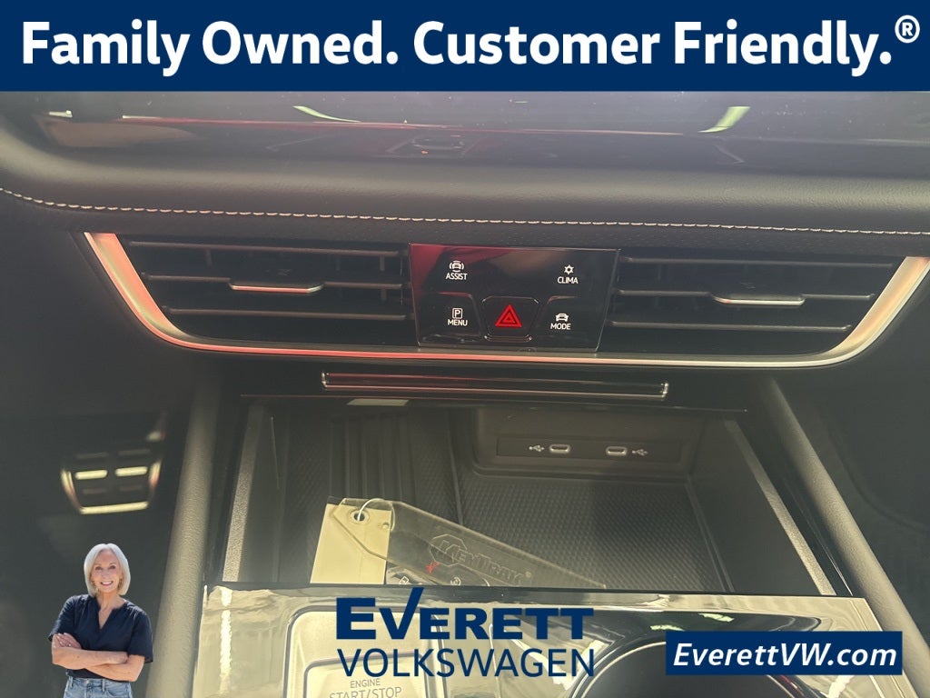 2026 Volkswagen Atlas 2.0T SEL Premium R-Line