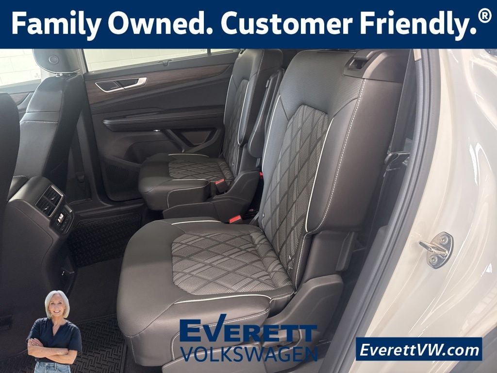 2026 Volkswagen Atlas 2.0T SEL Premium R-Line