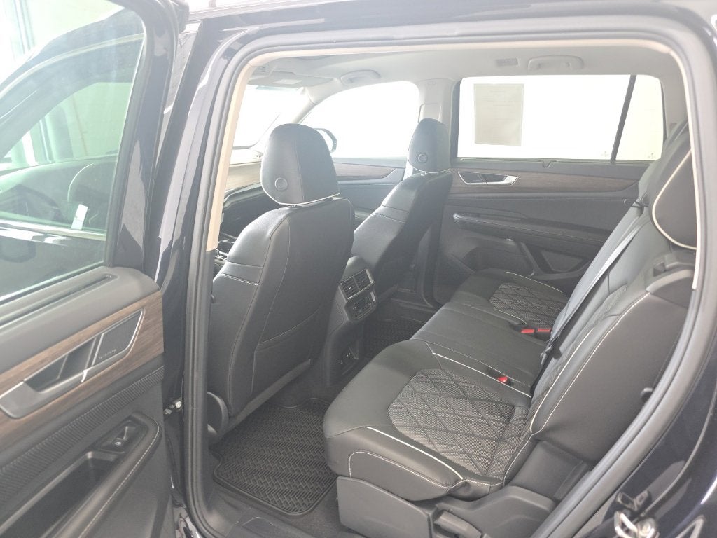 2026 Volkswagen Atlas SEL Premium R-Line