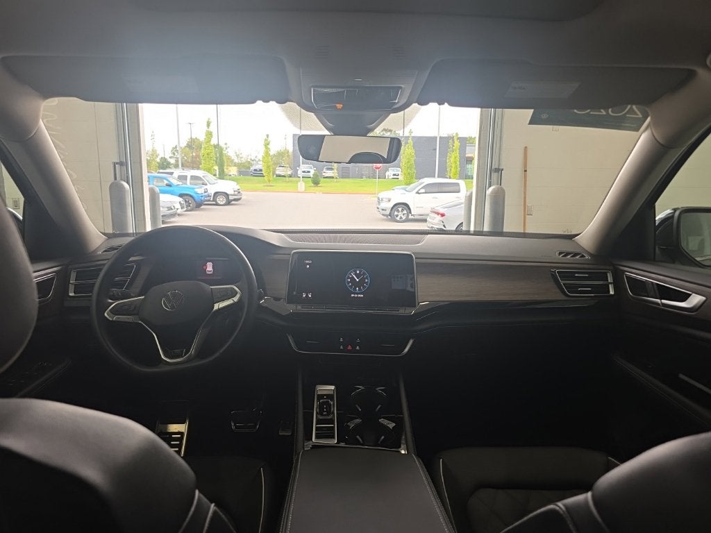 2026 Volkswagen Atlas SEL Premium R-Line