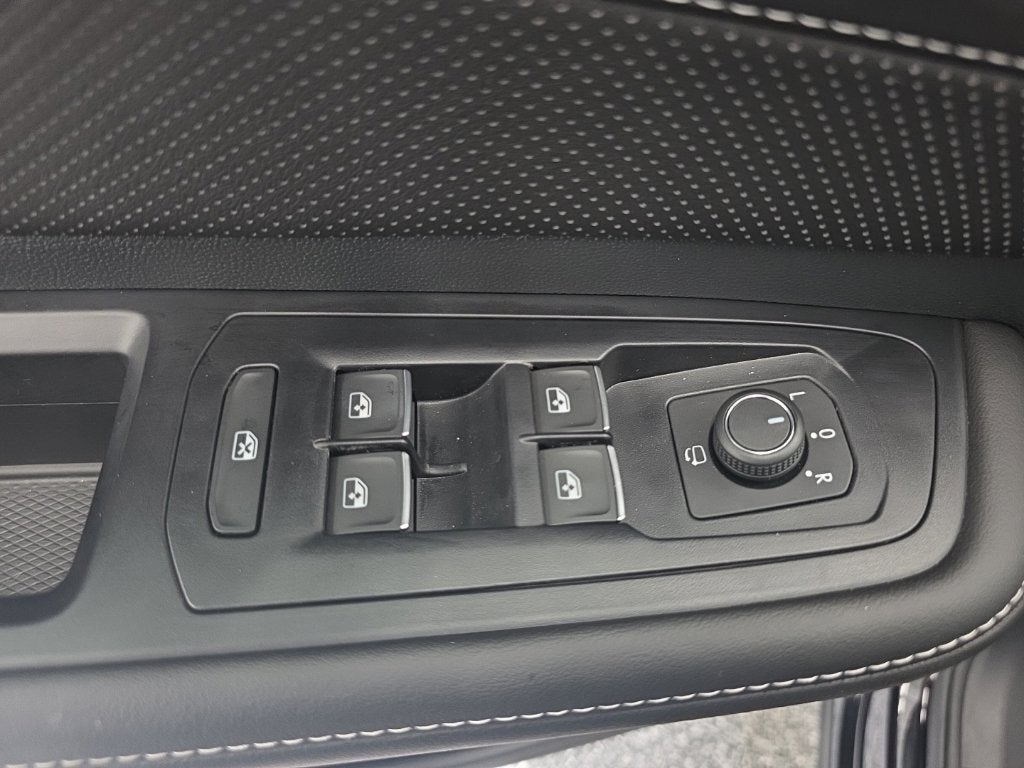 2026 Volkswagen Atlas SEL Premium R-Line