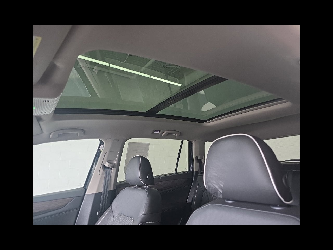 2026 Volkswagen Atlas SEL Premium R-Line