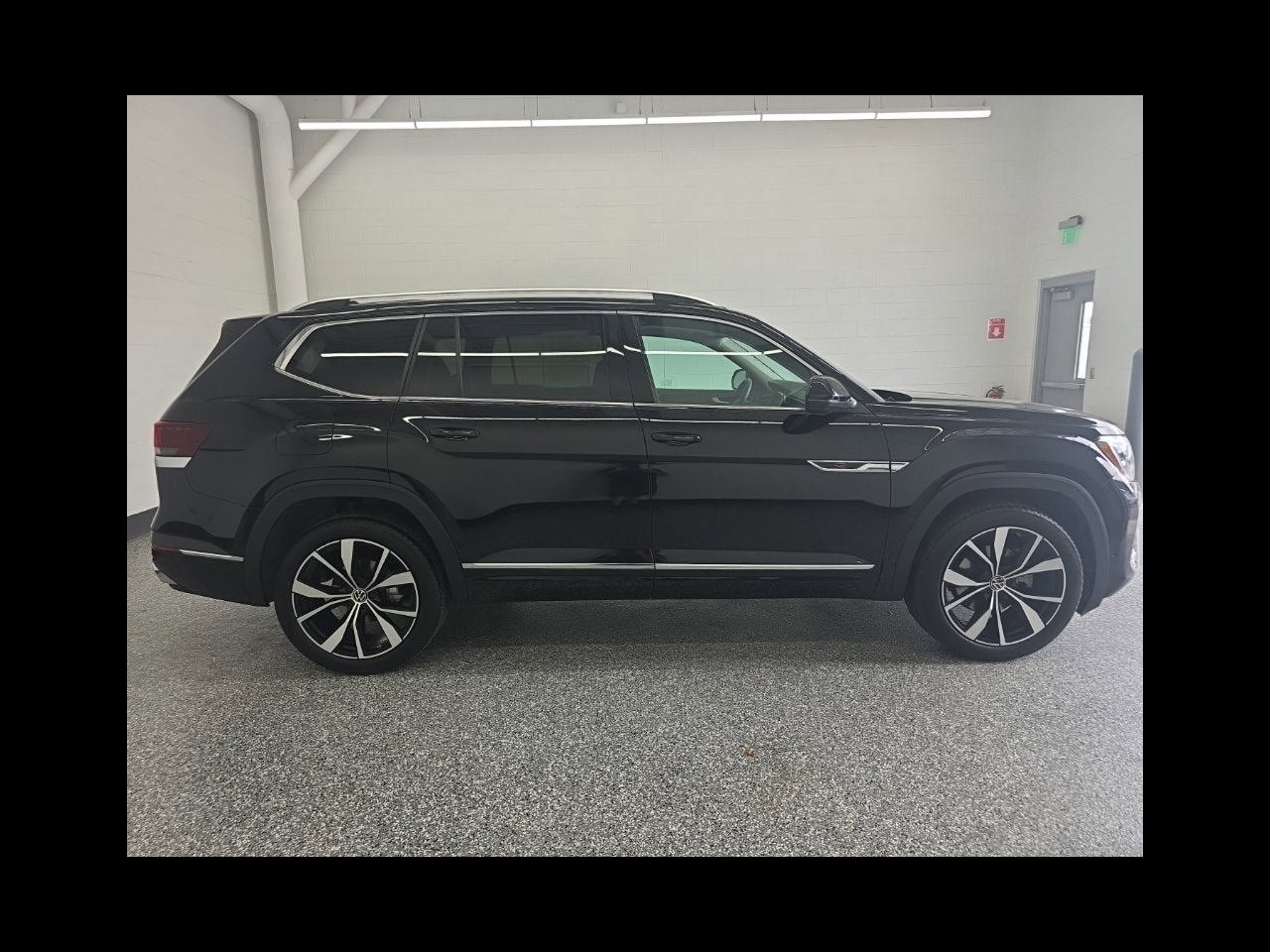 2026 Volkswagen Atlas SEL Premium R-Line