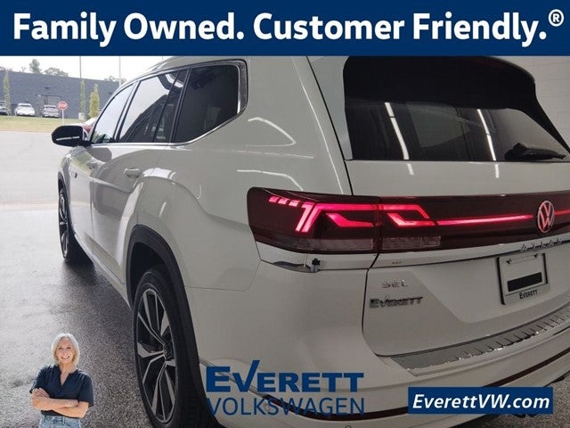 2026 Volkswagen Atlas 2.0T SEL Premium R-Line