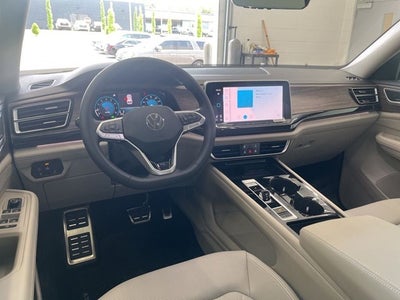 2026 Volkswagen Atlas 2.0T SEL Premium R-Line