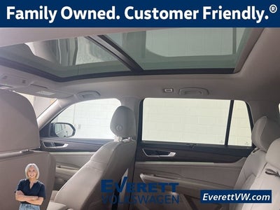 2026 Volkswagen Atlas 2.0T SEL Premium R-Line