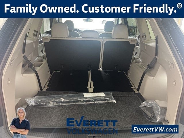 2026 Volkswagen Atlas 2.0T SEL Premium R-Line