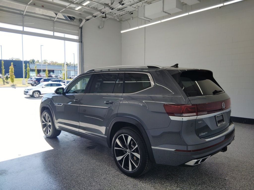 2026 Volkswagen Atlas 2.0T SEL Premium R-Line