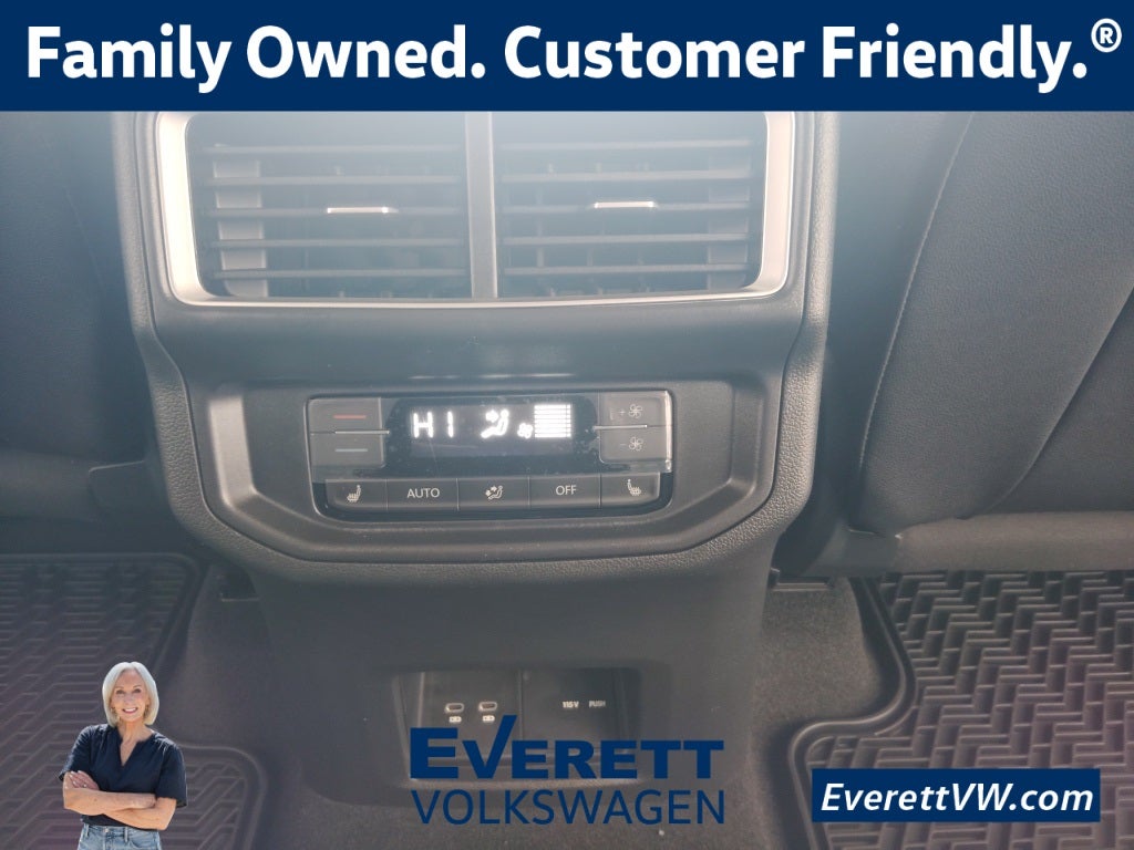 2026 Volkswagen Atlas 2.0T SEL Premium R-Line