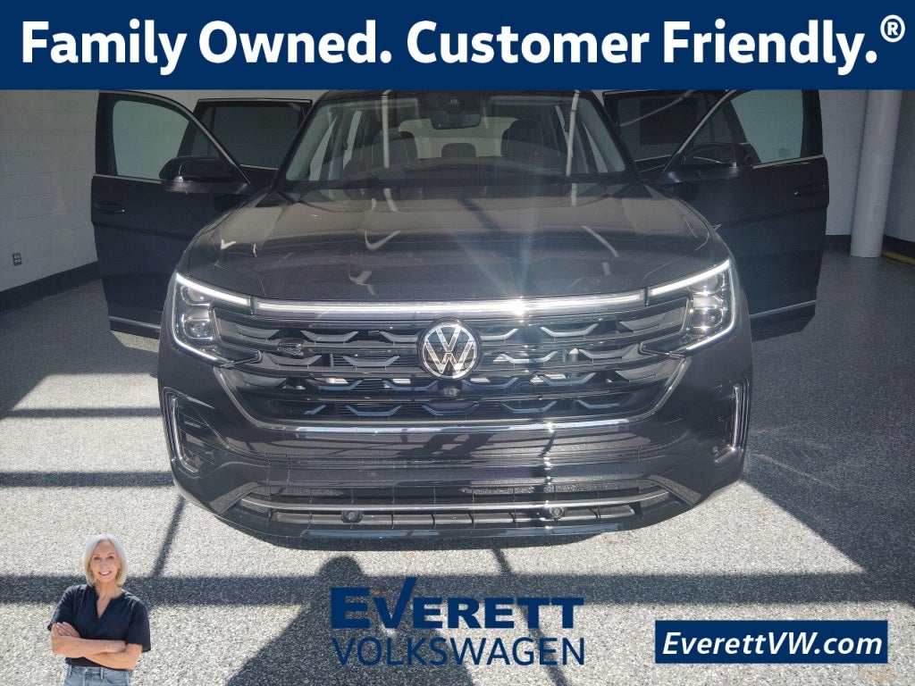 2026 Volkswagen Atlas 2.0T SEL Premium R-Line