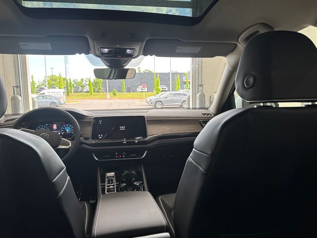 2026 Volkswagen Atlas 2.0T SEL Premium R-Line