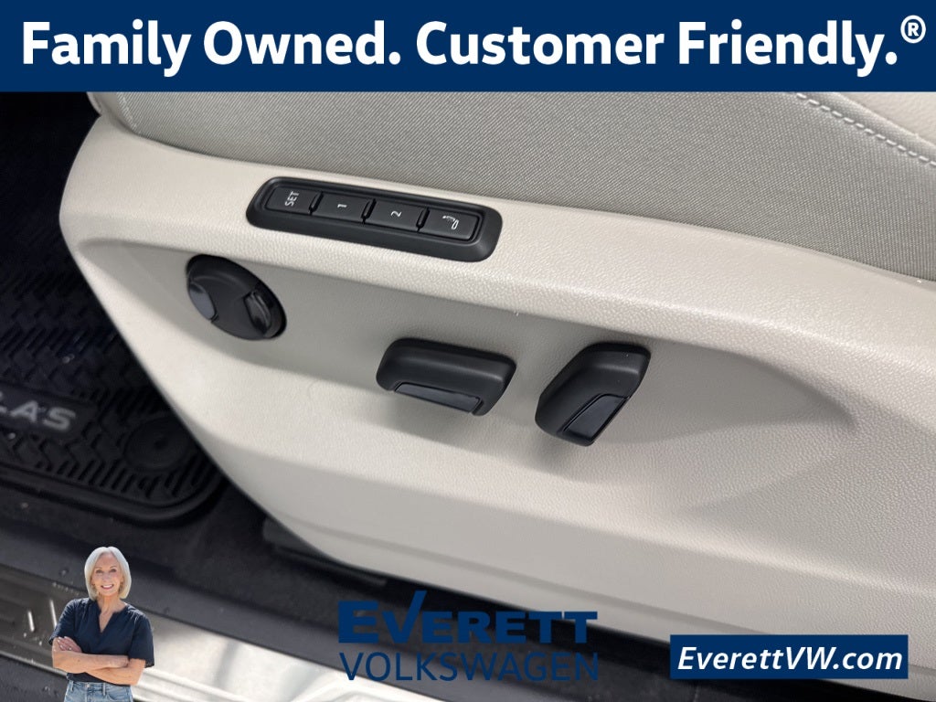 2026 Volkswagen Atlas 2.0T SEL Premium R-Line