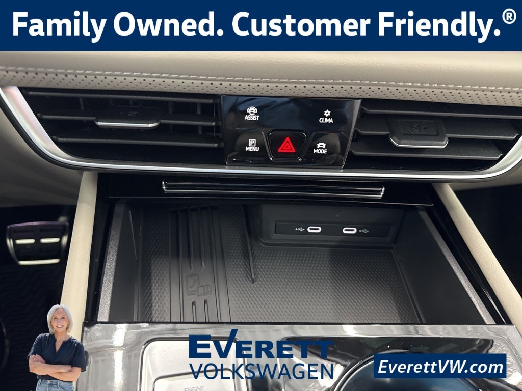 2026 Volkswagen Atlas 2.0T SEL Premium R-Line